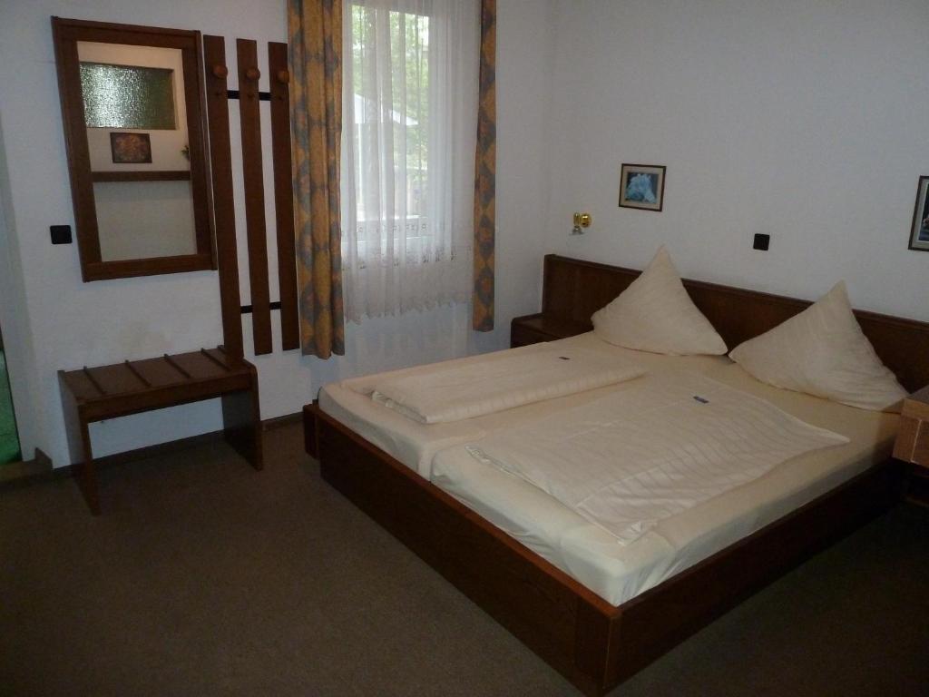 Edelstein Hotel Idar-Oberstein Room photo